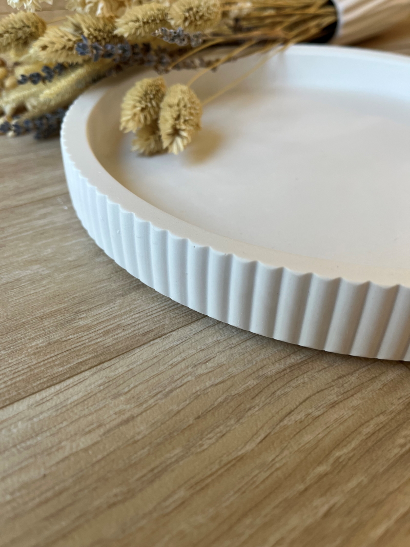 Dekoteller im Rillendesign – Bild 2